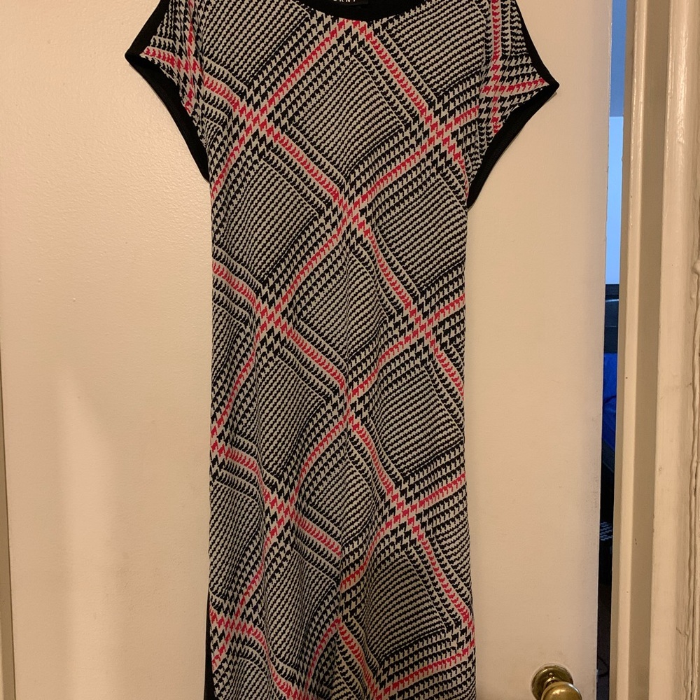 DKNY BELTED PRINT SHEATH DRESS, SIZE 8